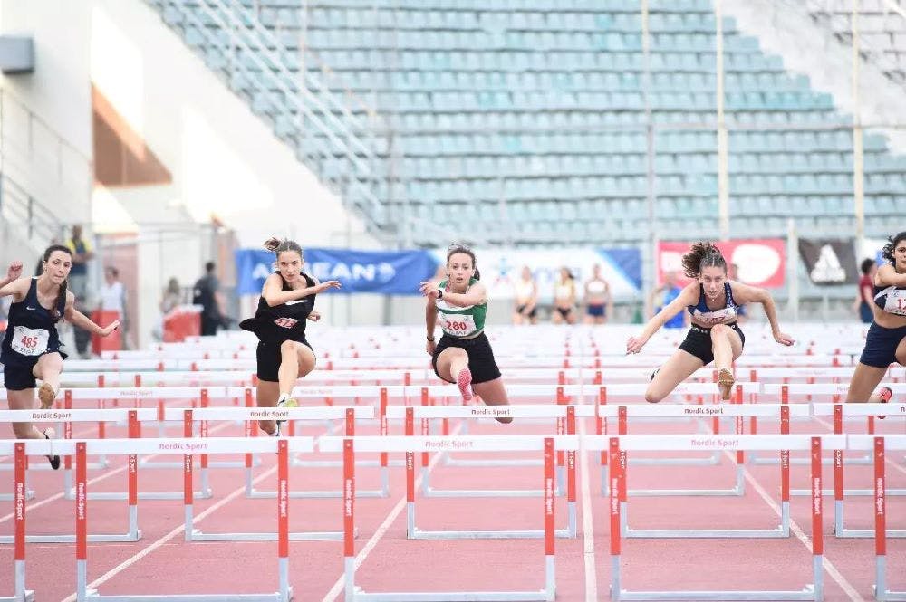 Το φωτογραφικό κολάζ του Πανελληνίου πρωταθλήματος Κ18 runbeat.gr